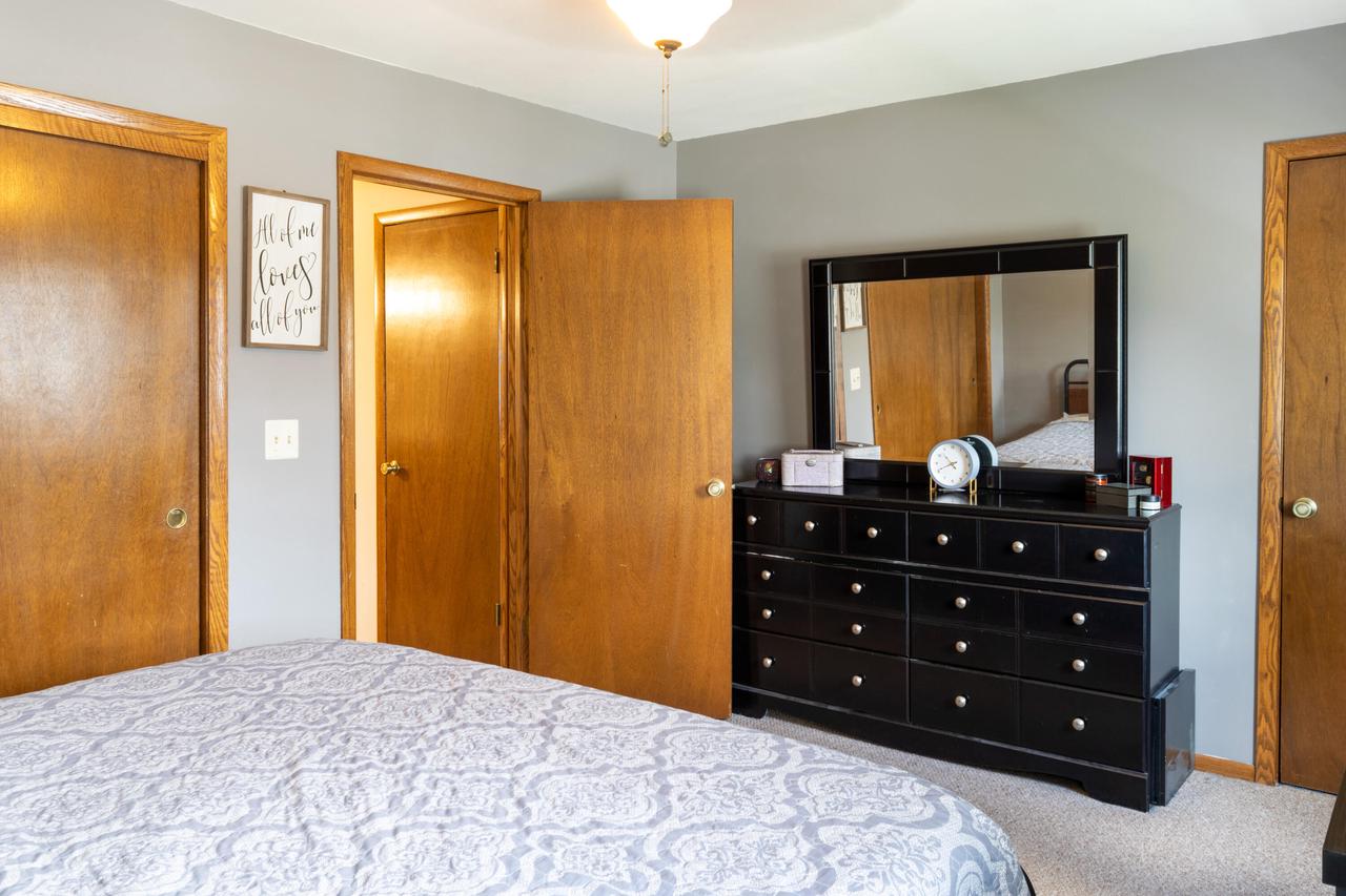 2020 Woodburn ROAD Unit: B