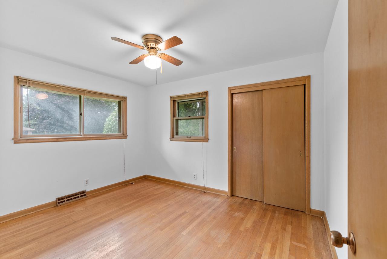 N84W12828 Ronald DRIVE
