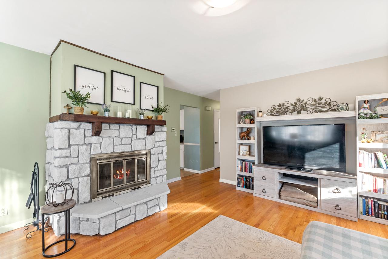 4210 S 89th STREET