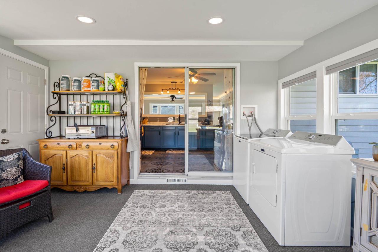 10120 South 8th AVENUE