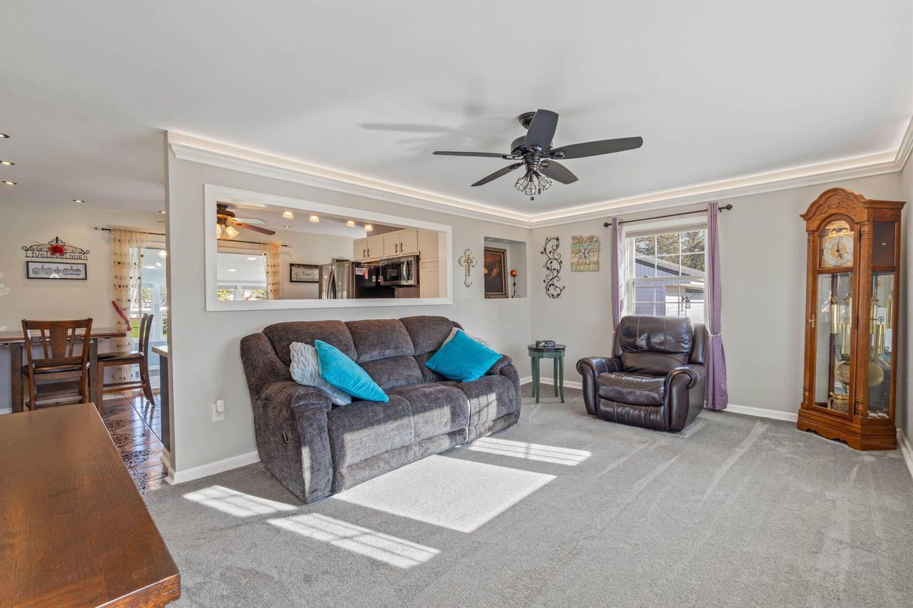 10120 South 8th AVENUE