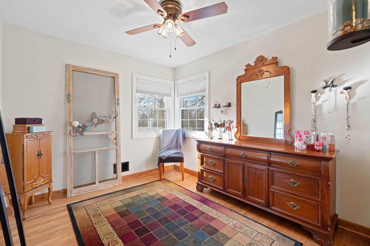 10120 South 8th AVENUE