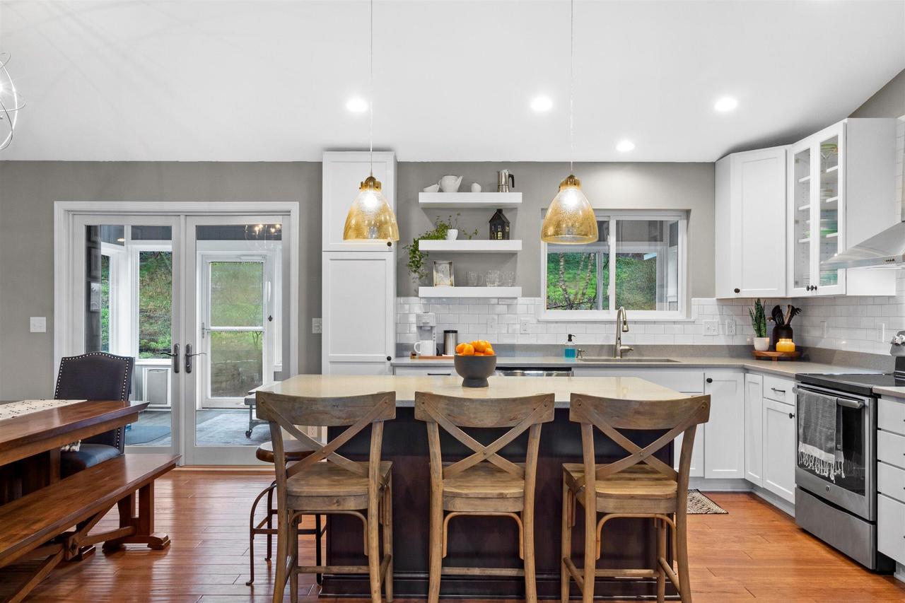 401 Prairie Hill WAY