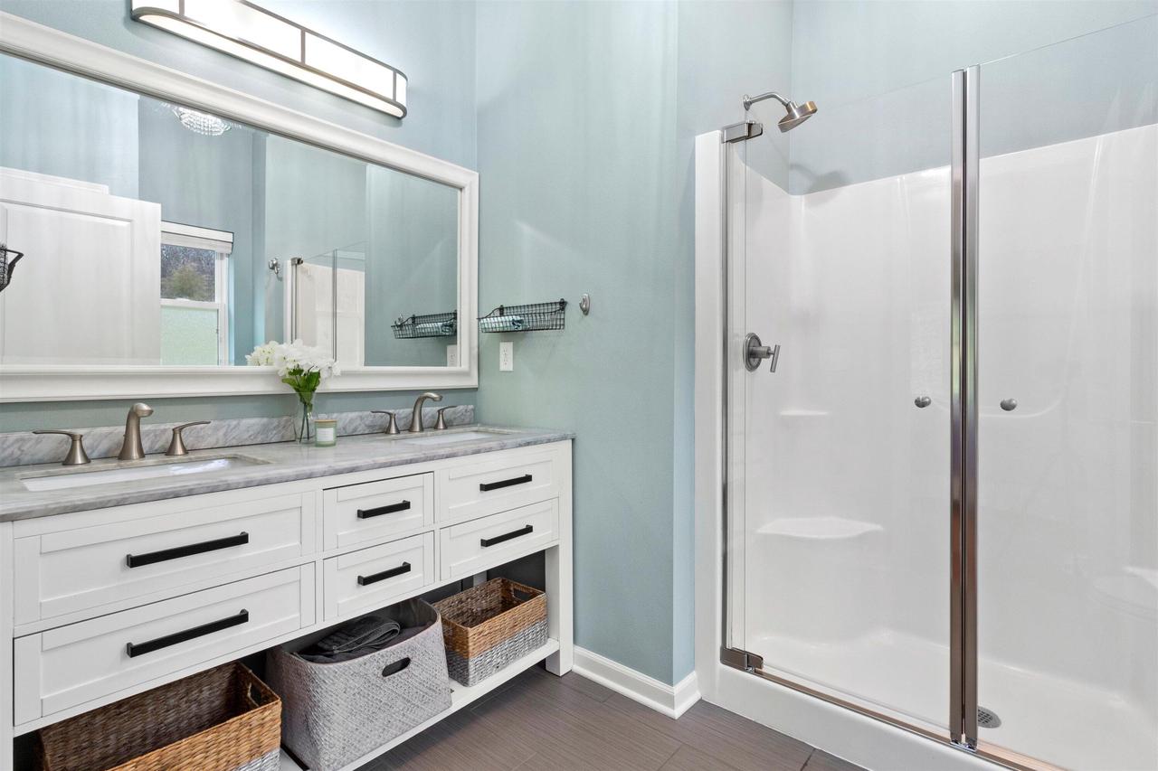 401 Prairie Hill WAY