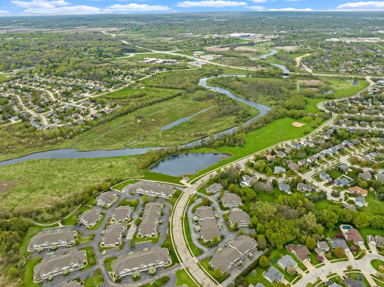 2419 Fox River PARKWAY C