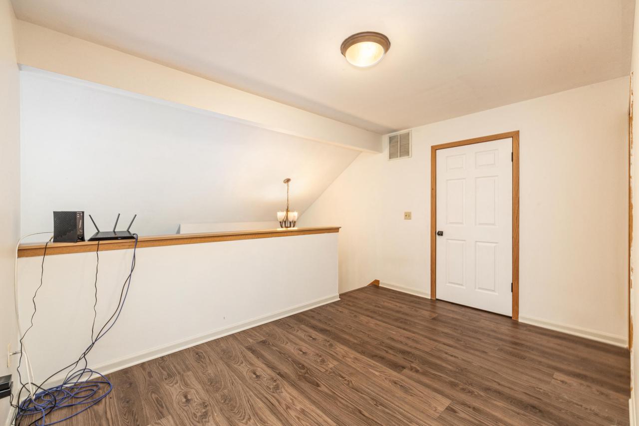 2419 Fox River PARKWAY C