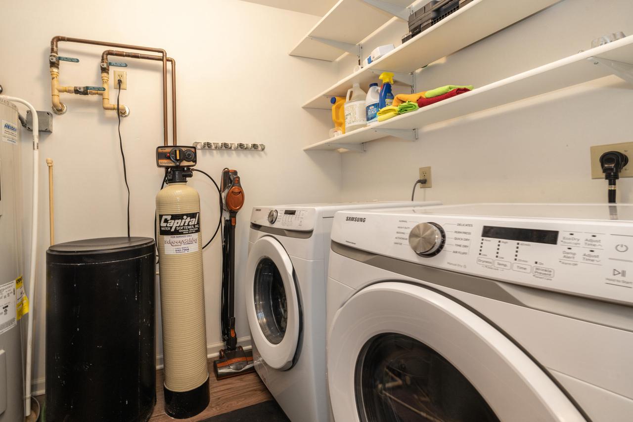 2419 Fox River PARKWAY C