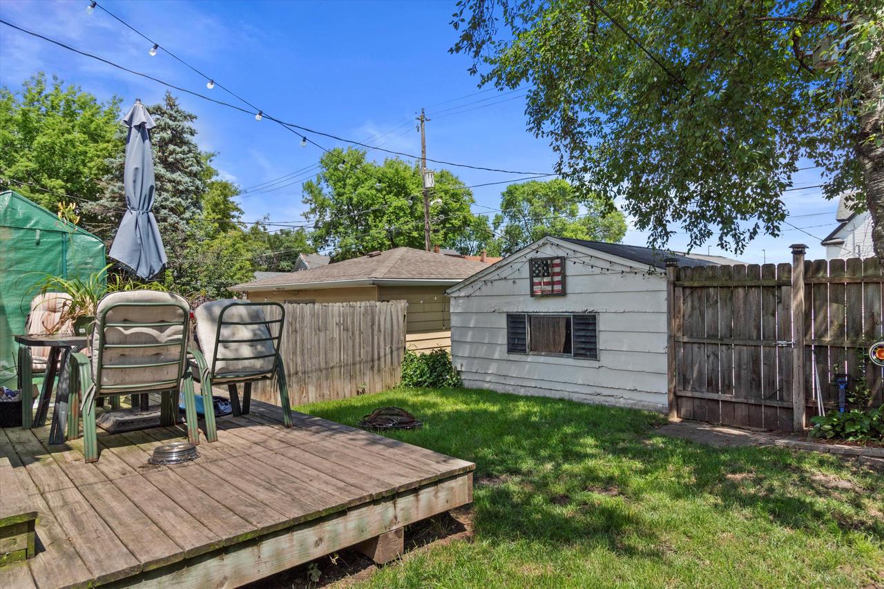 1736 South 69th STREET