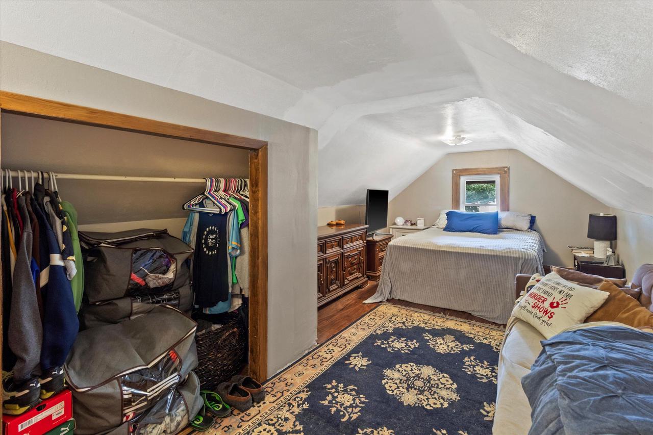 1736 South 69th STREET