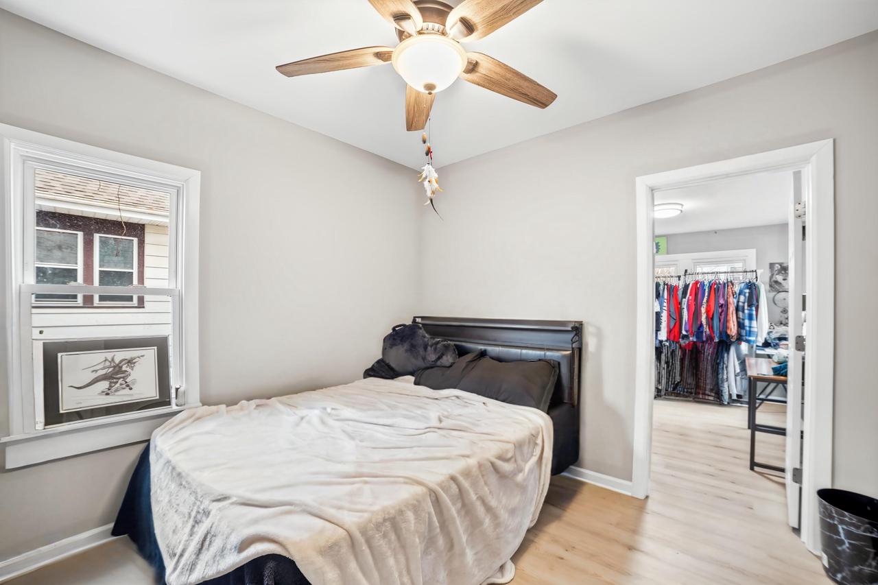 2952 North 56th STREET 2954