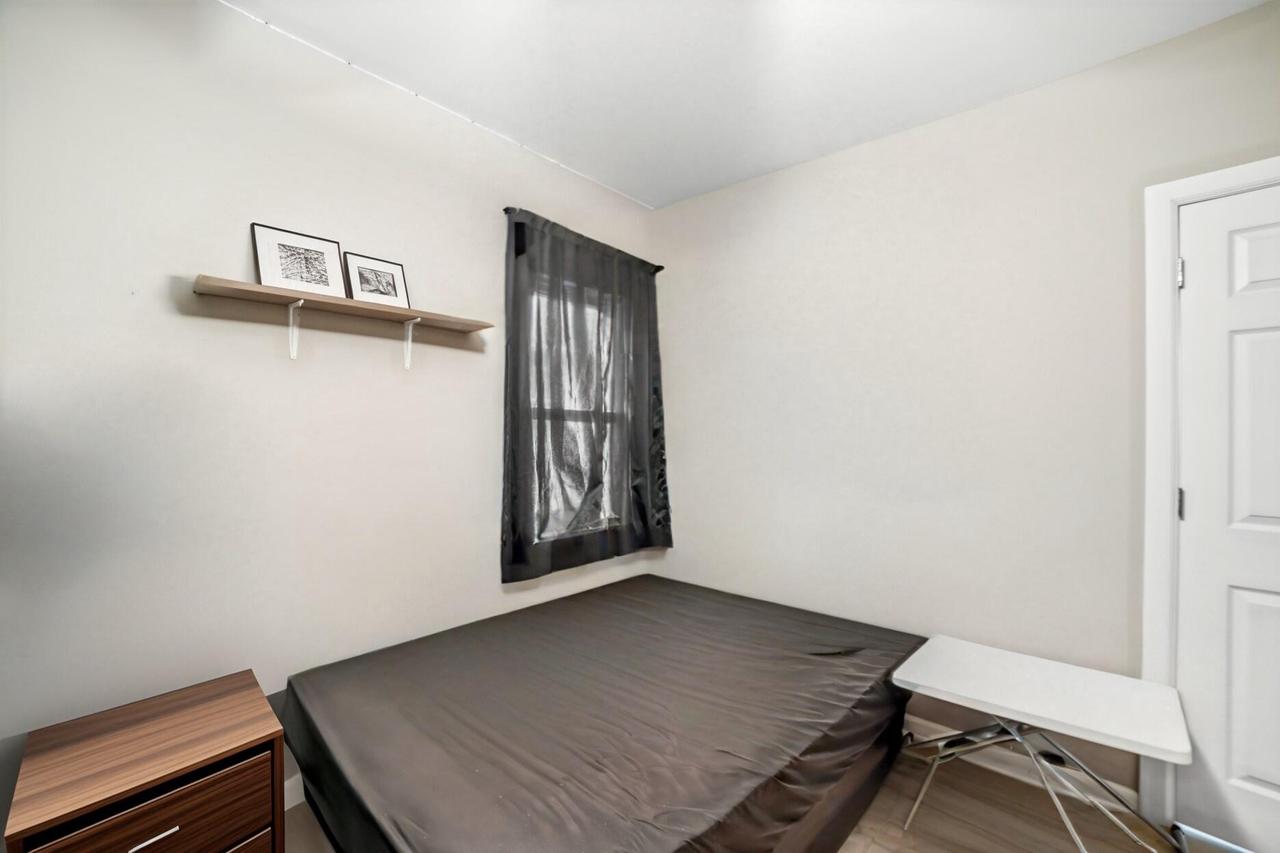 2952 North 56th STREET 2954