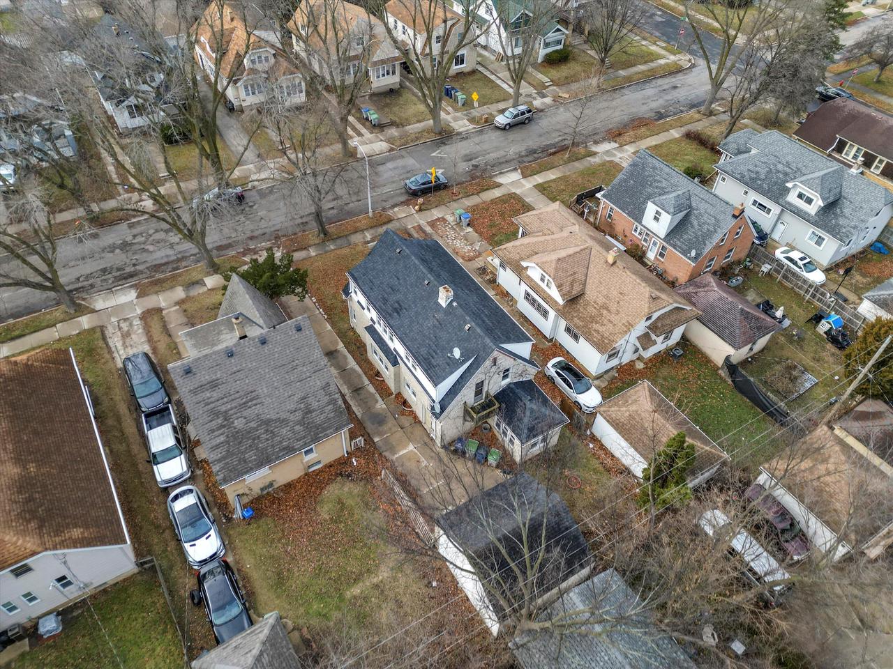 2952 North 56th STREET 2954