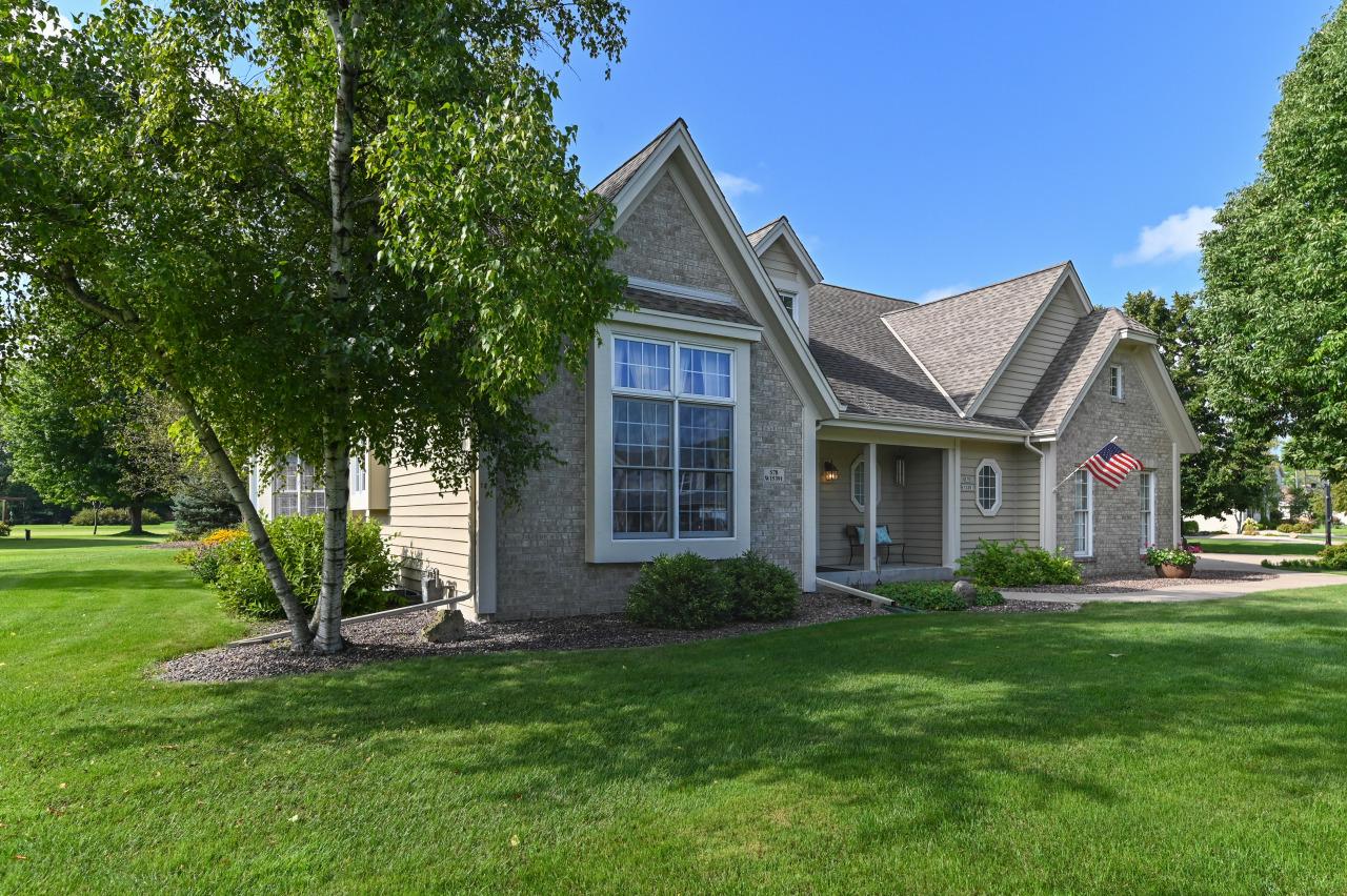 S78W15391 Foxtail CIRCLE