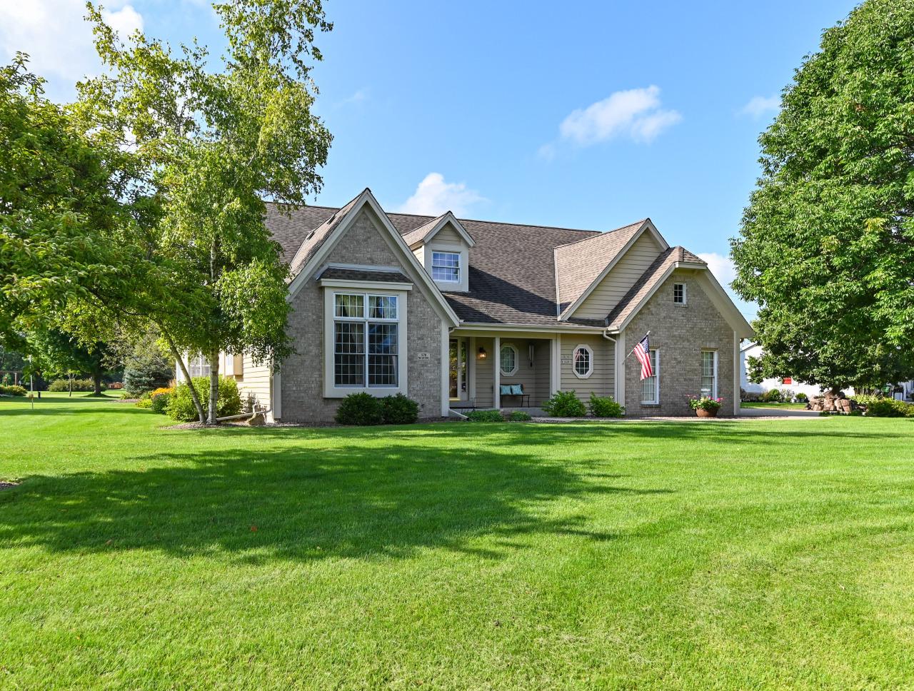 S78W15391 Foxtail CIRCLE