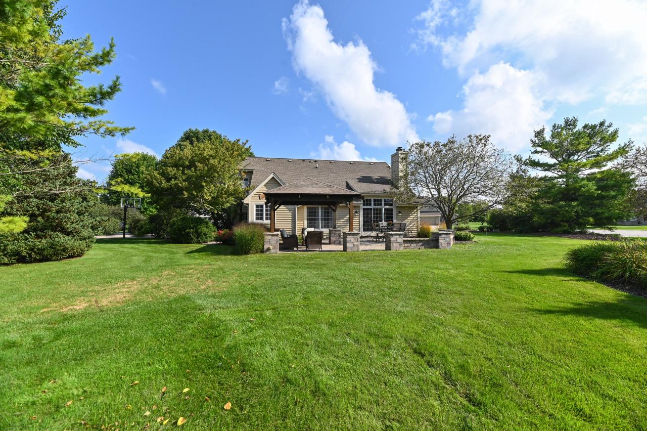 S78W15391 Foxtail CIRCLE