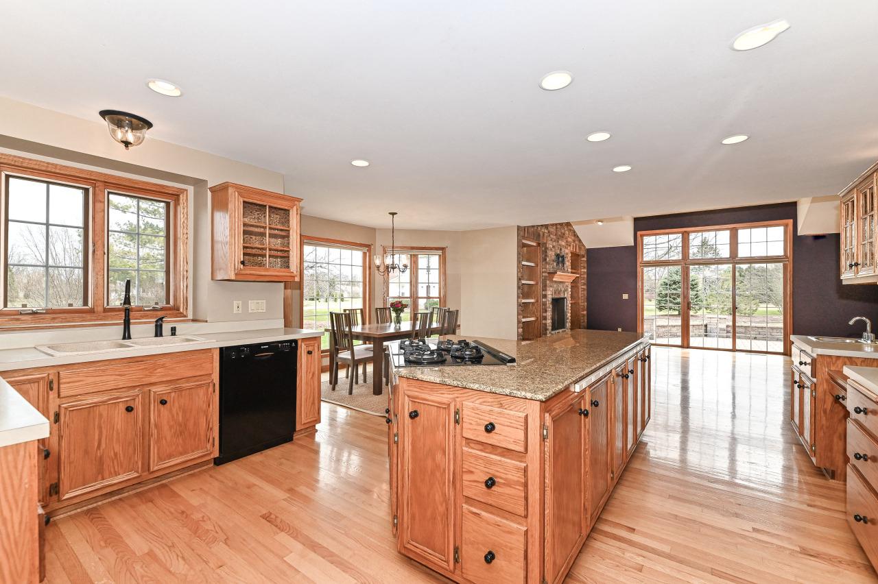 S78W15391 Foxtail CIRCLE