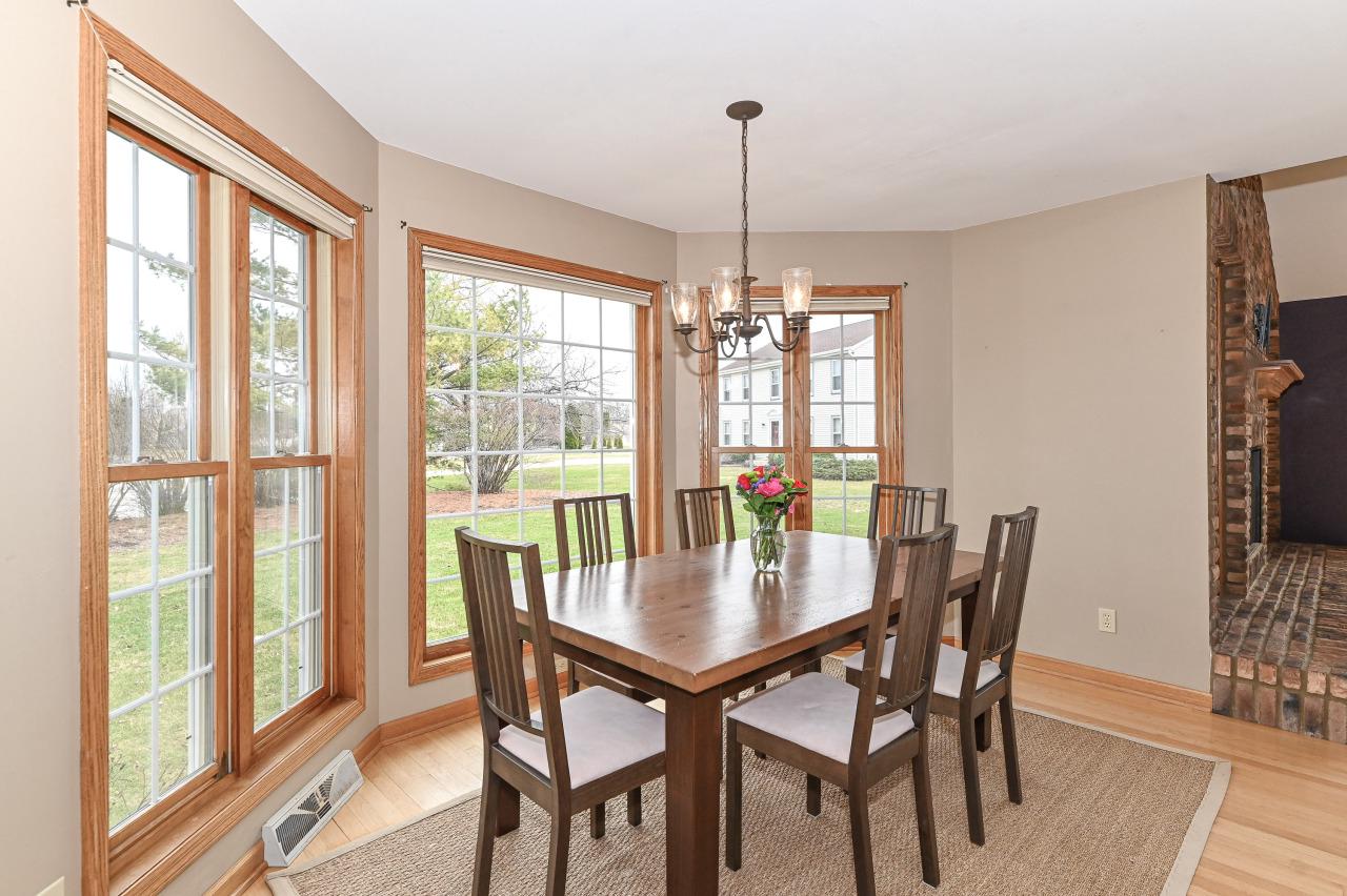 S78W15391 Foxtail CIRCLE