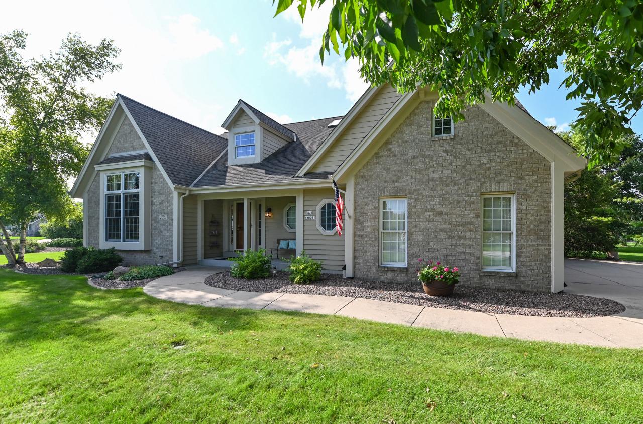 S78W15391 Foxtail CIRCLE