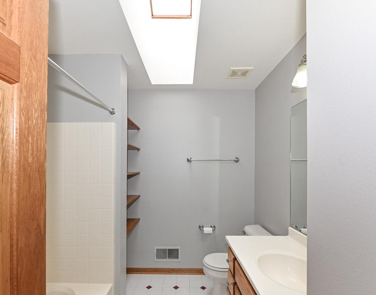 S78W15391 Foxtail CIRCLE