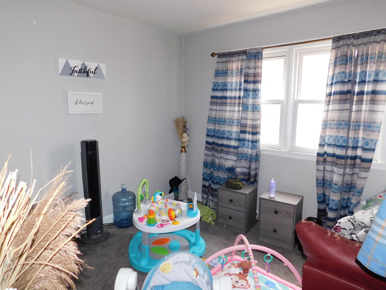 4122 West Roosevelt DRIVE