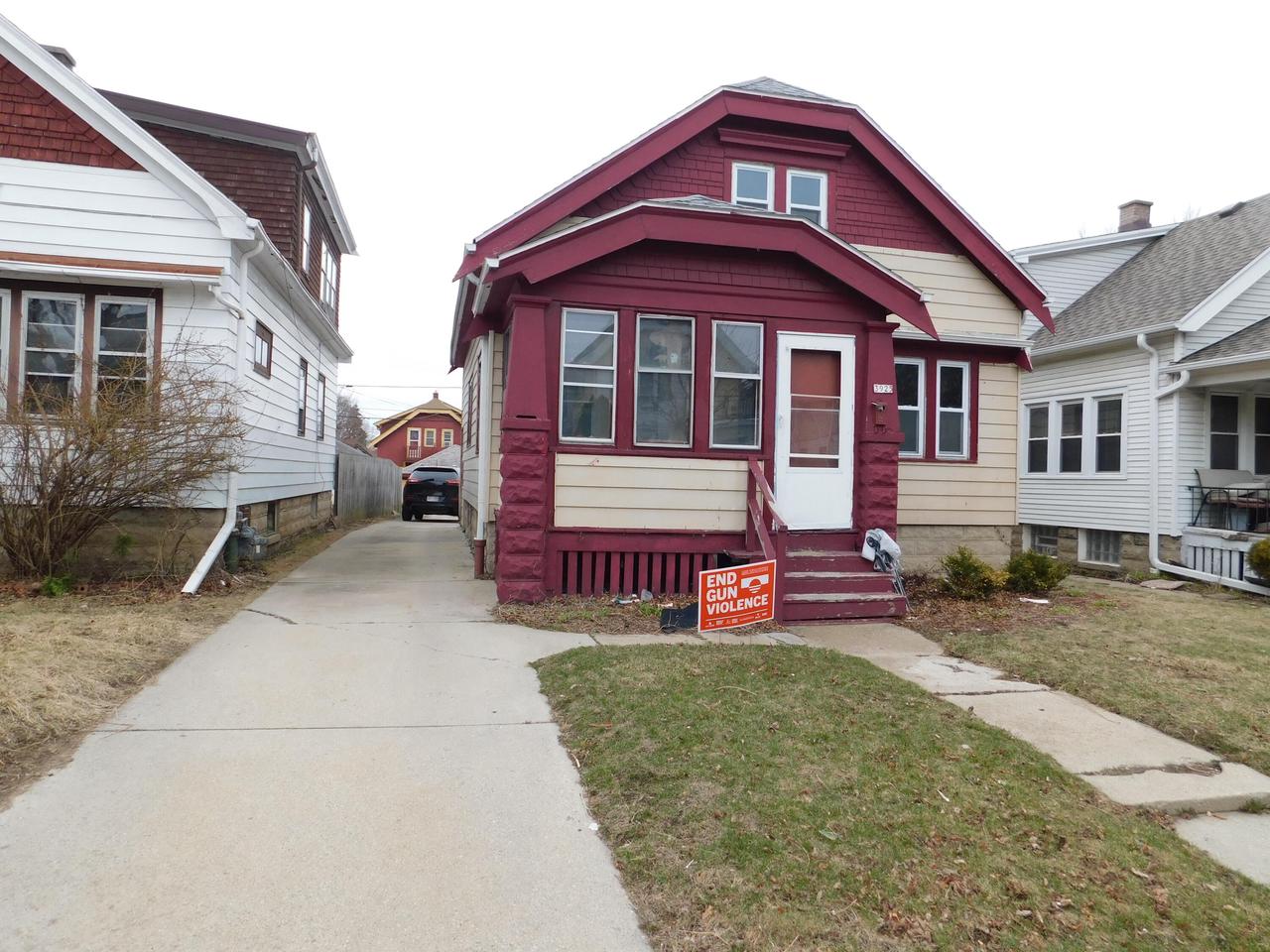 3925 North 14th STREET