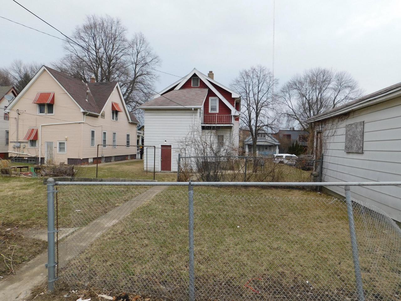 4047 North 6th STREET