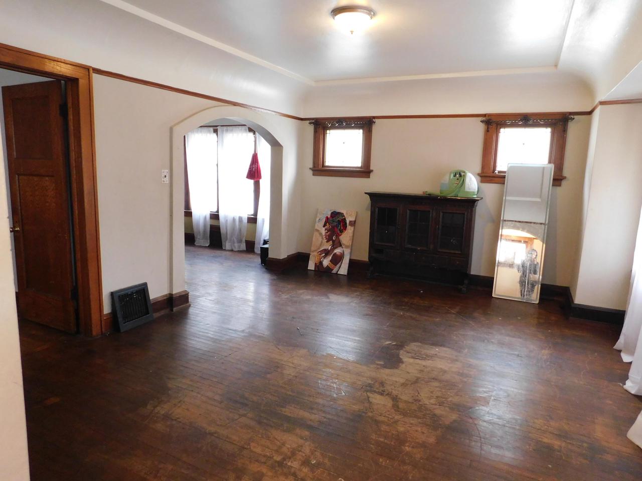 4046 North 6th STREET