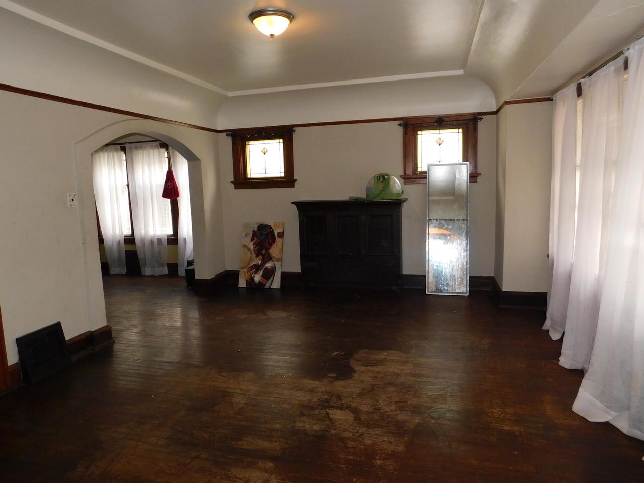 4046 North 6th STREET