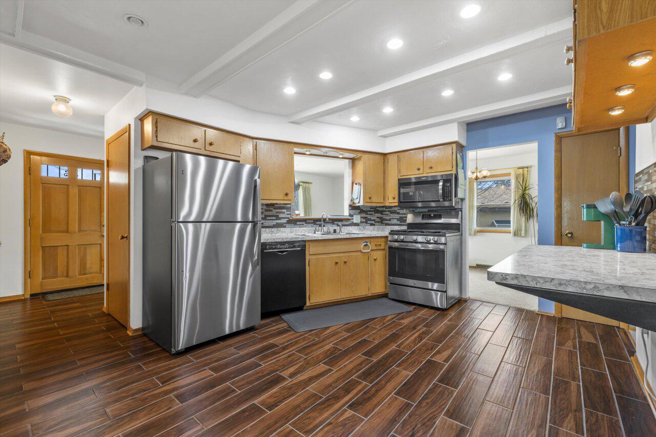 8131 North Joseph AVENUE