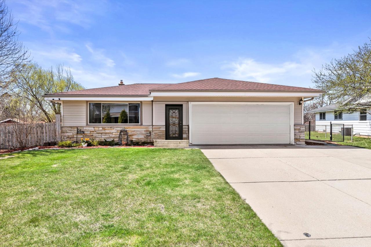 8131 North Joseph AVENUE