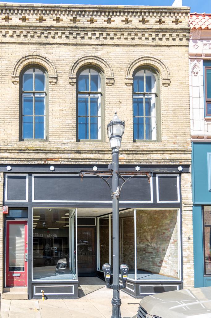 320 Main STREET