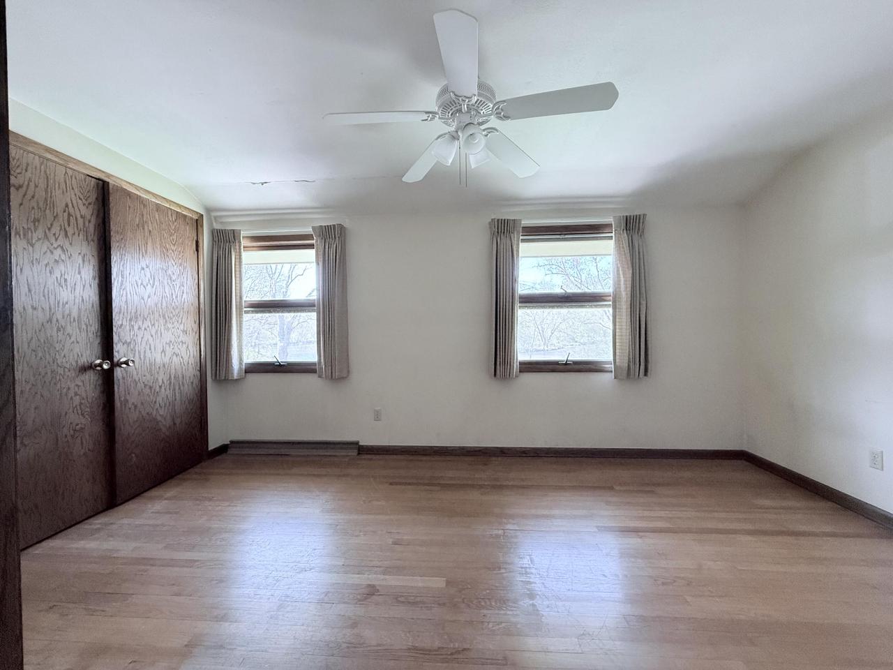 1141 West Acacia ROAD