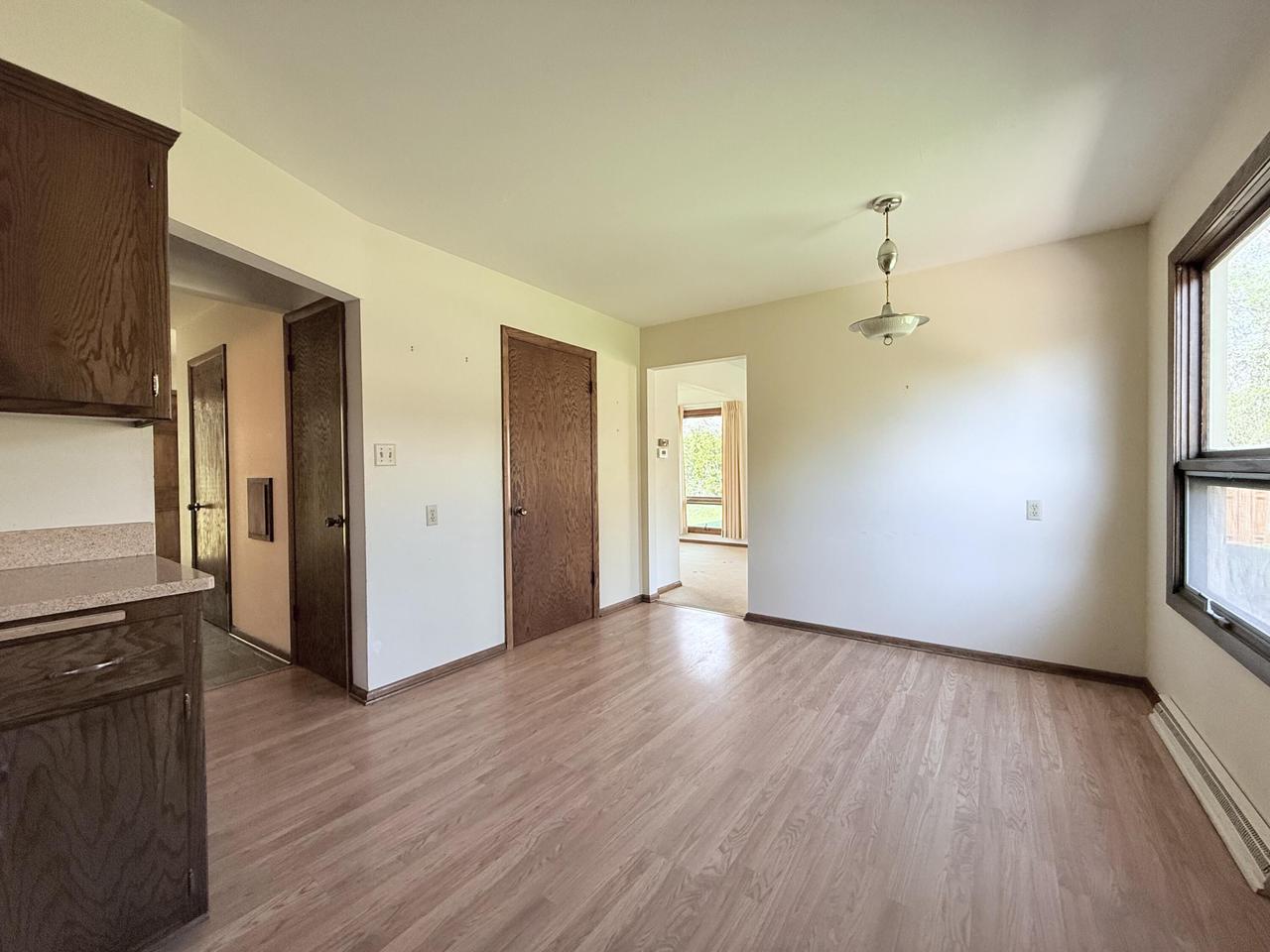 1141 West Acacia ROAD