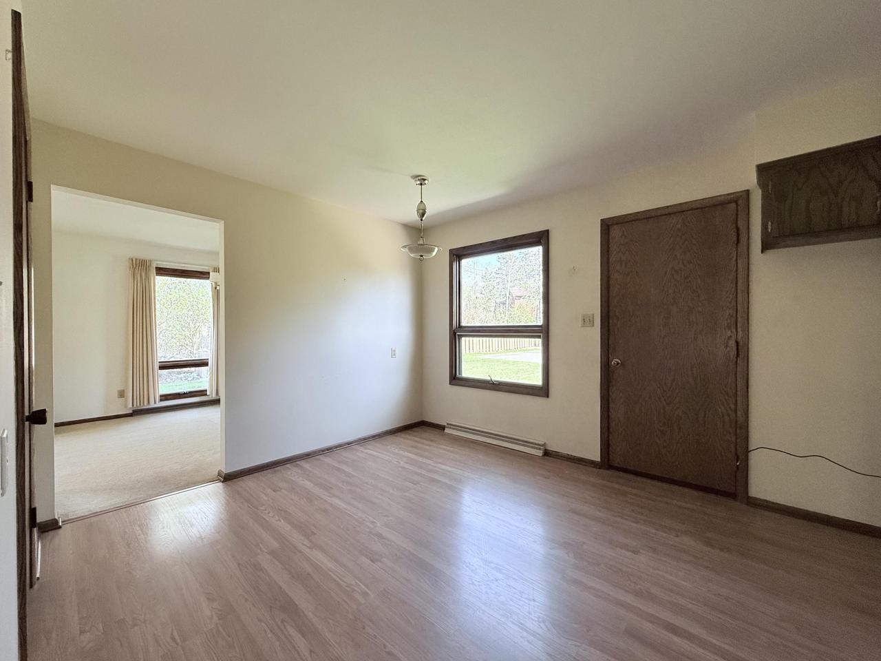 1141 West Acacia ROAD