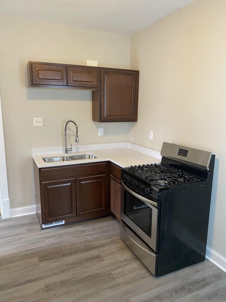 2513 North Holton STREET 2515