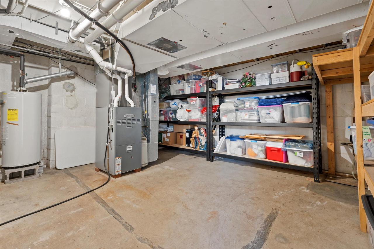 9911 West Argonne DRIVE