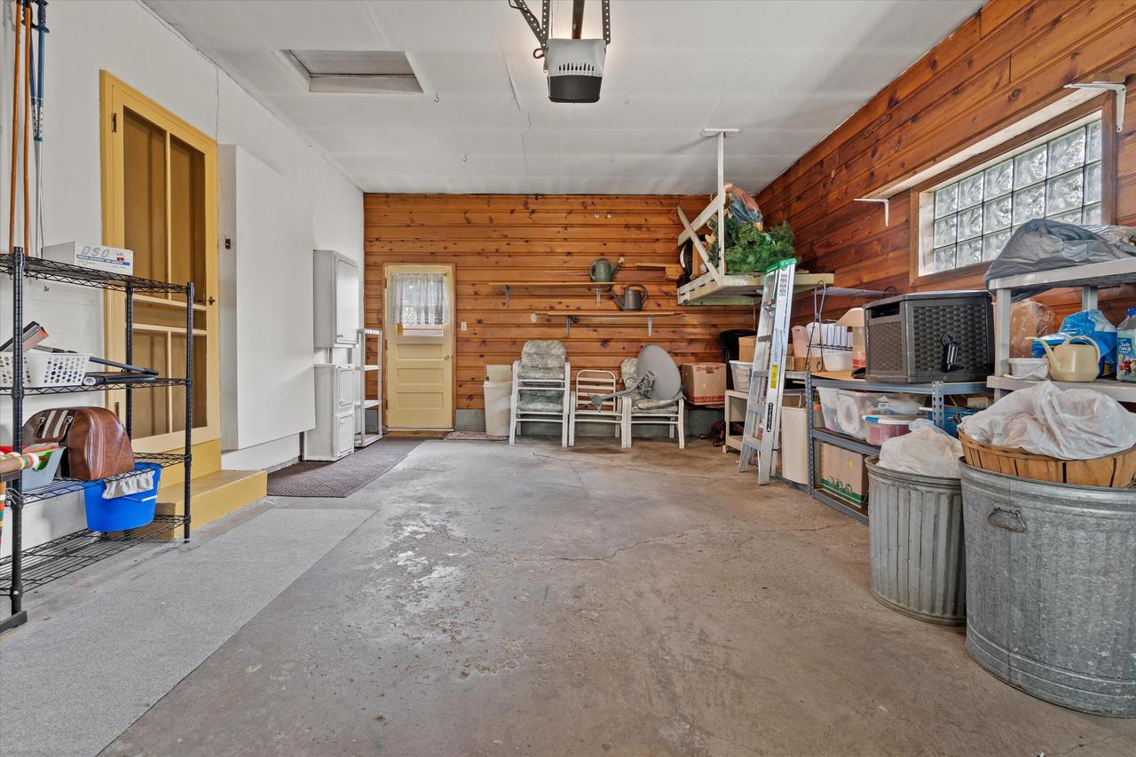 9911 West Argonne DRIVE