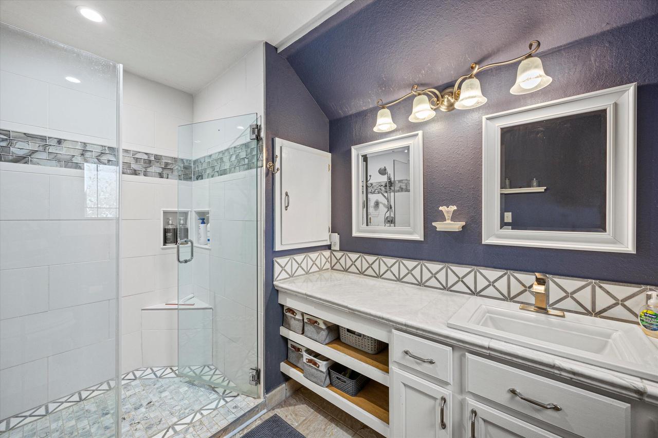 S74W14933 Woods ROAD