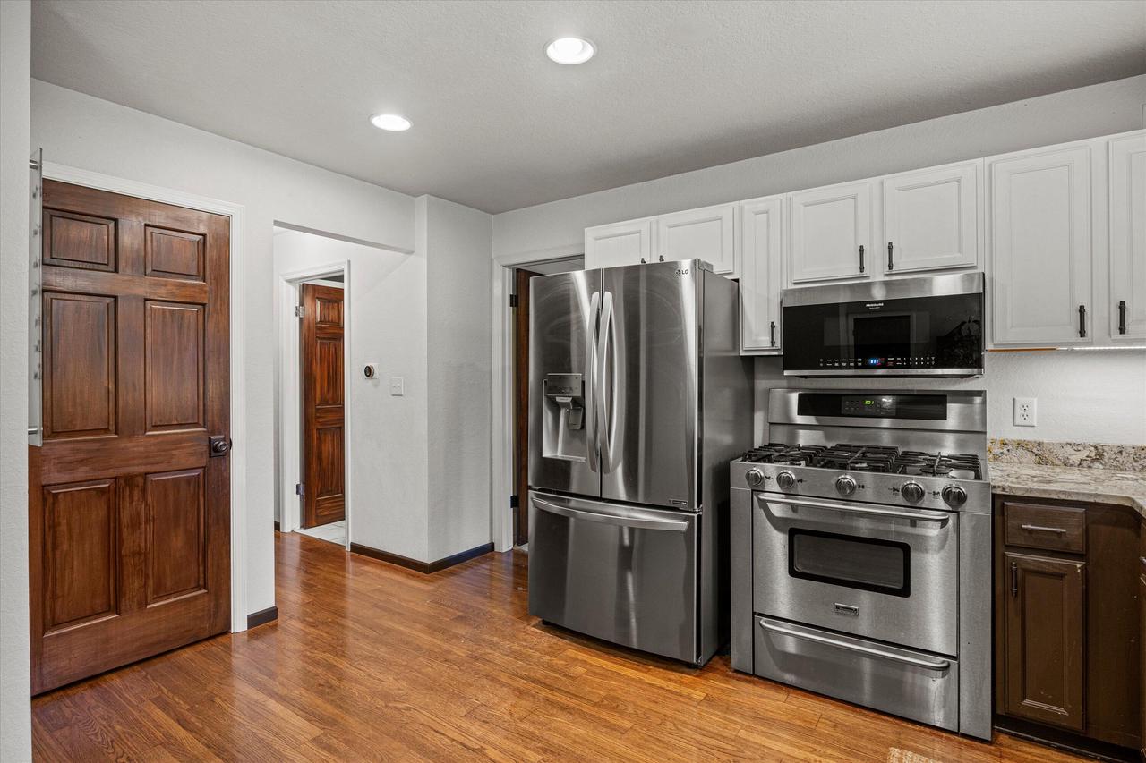 S74W14933 Woods ROAD