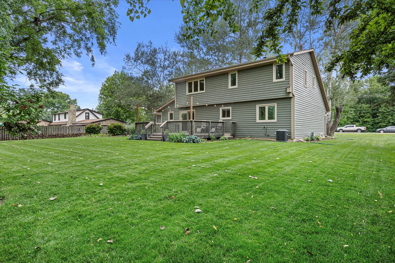 S74W14933 Woods ROAD