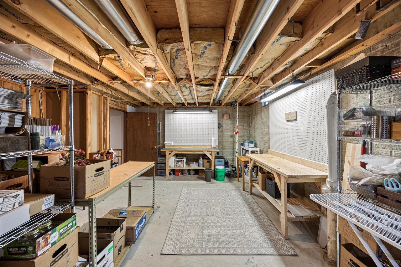 S74W14933 Woods ROAD