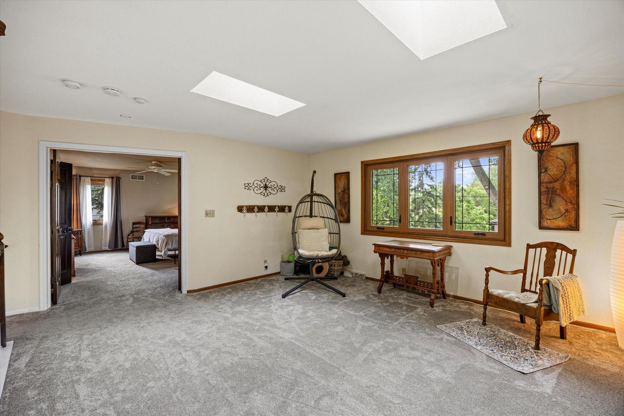 S74W14933 Woods ROAD