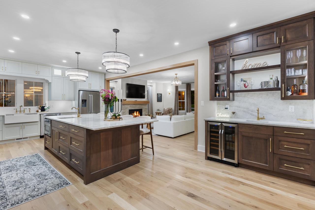 8313 North Links WAY