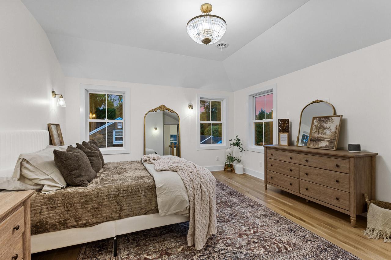 8313 North Links WAY