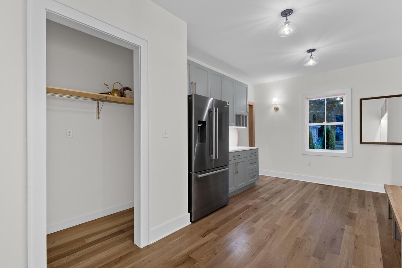 8313 North Links WAY