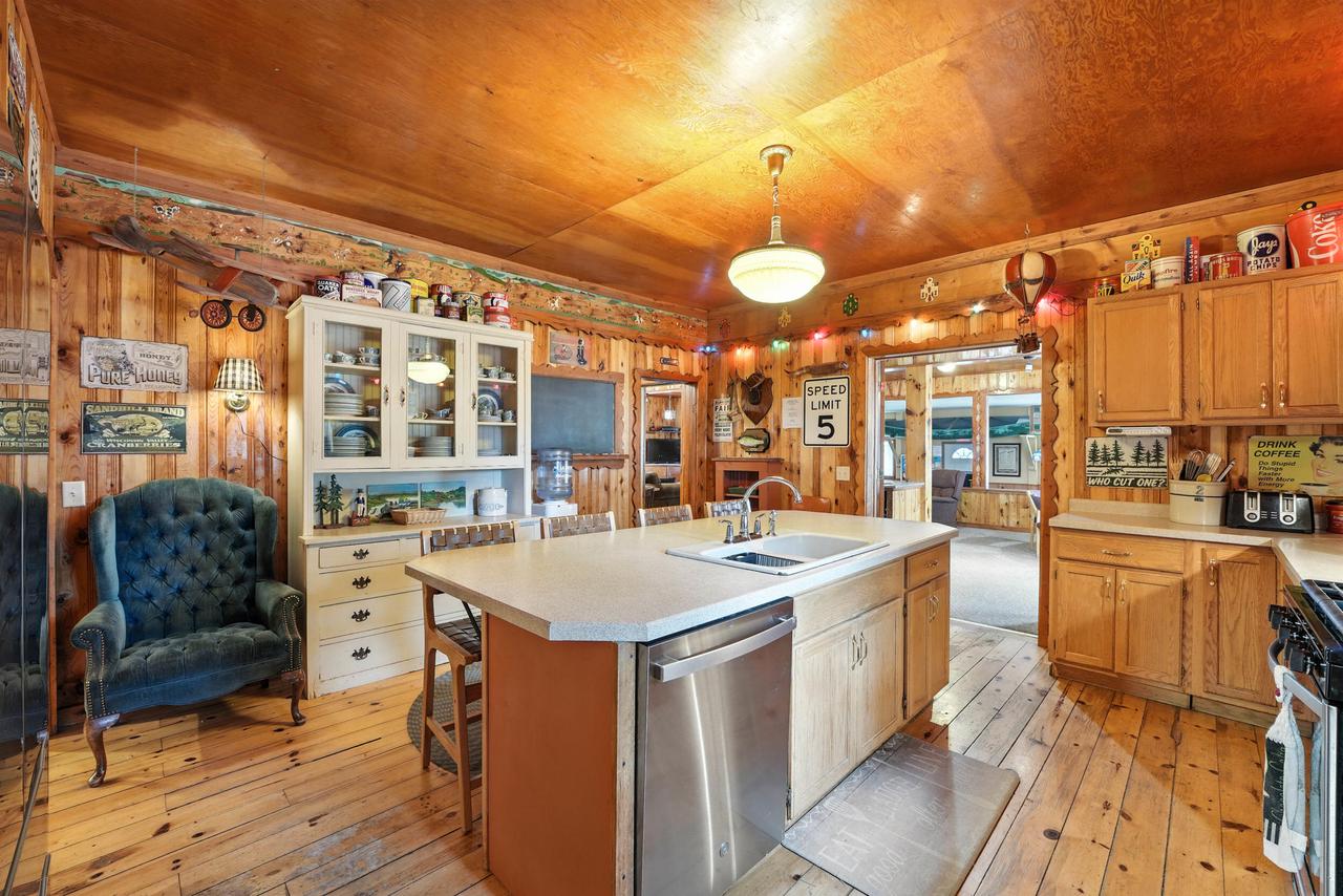 N9517 Thunderbird LANE