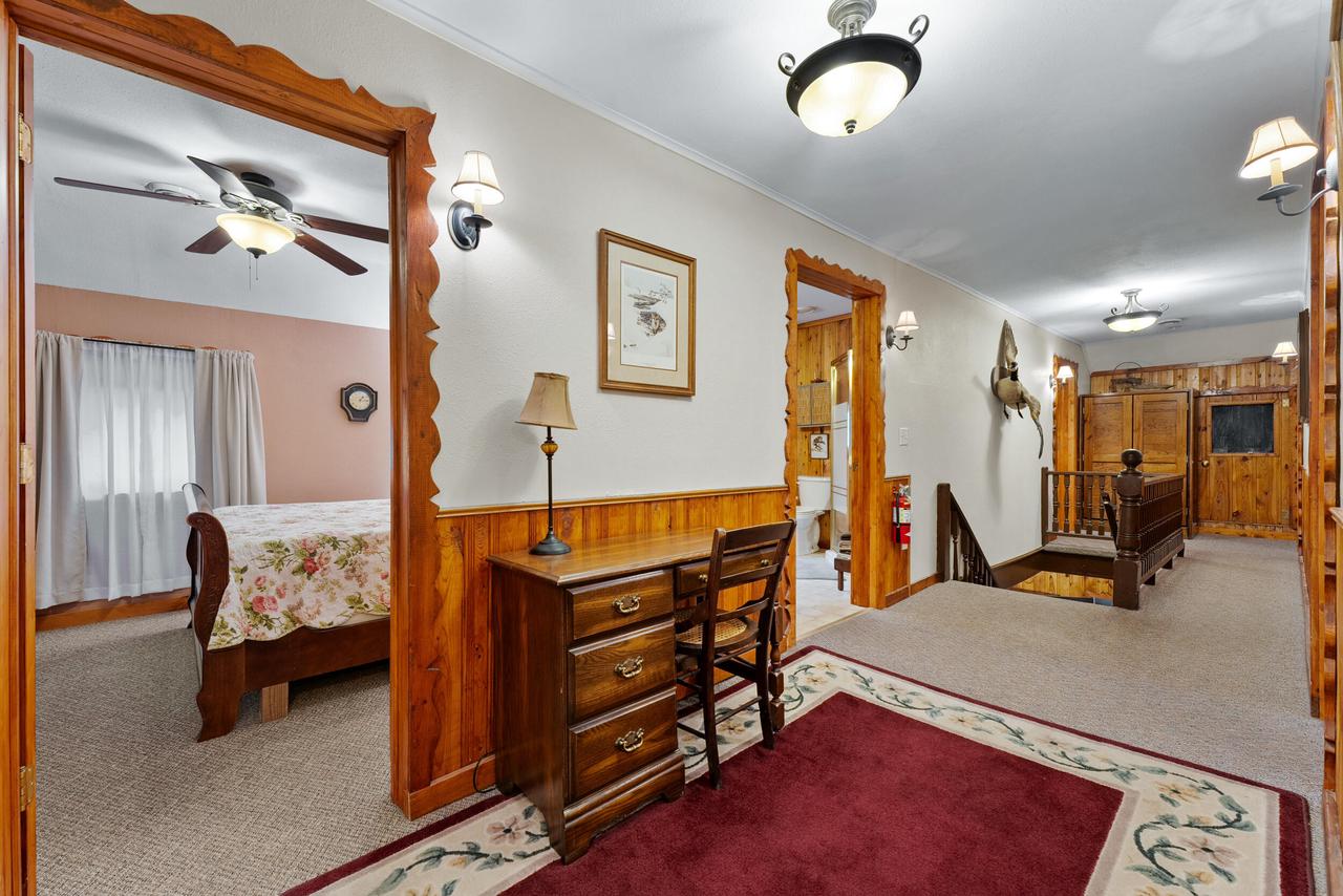 N9517 Thunderbird LANE