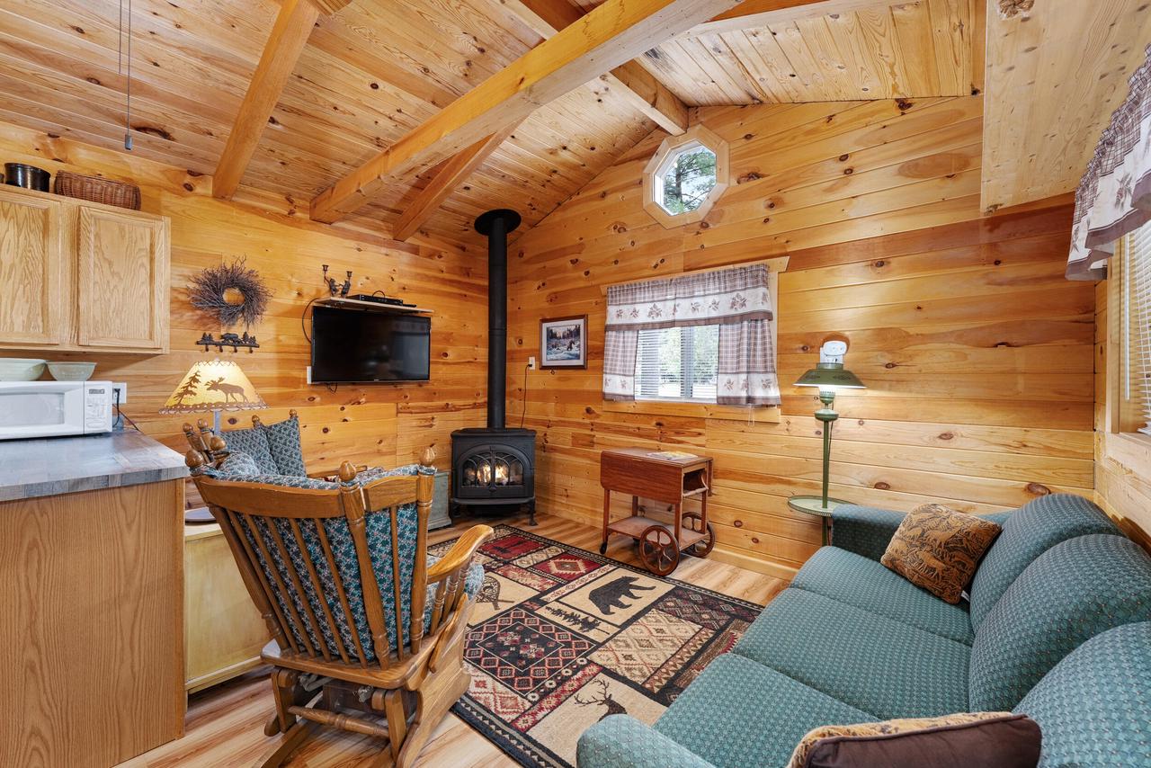 N9517 Thunderbird LANE