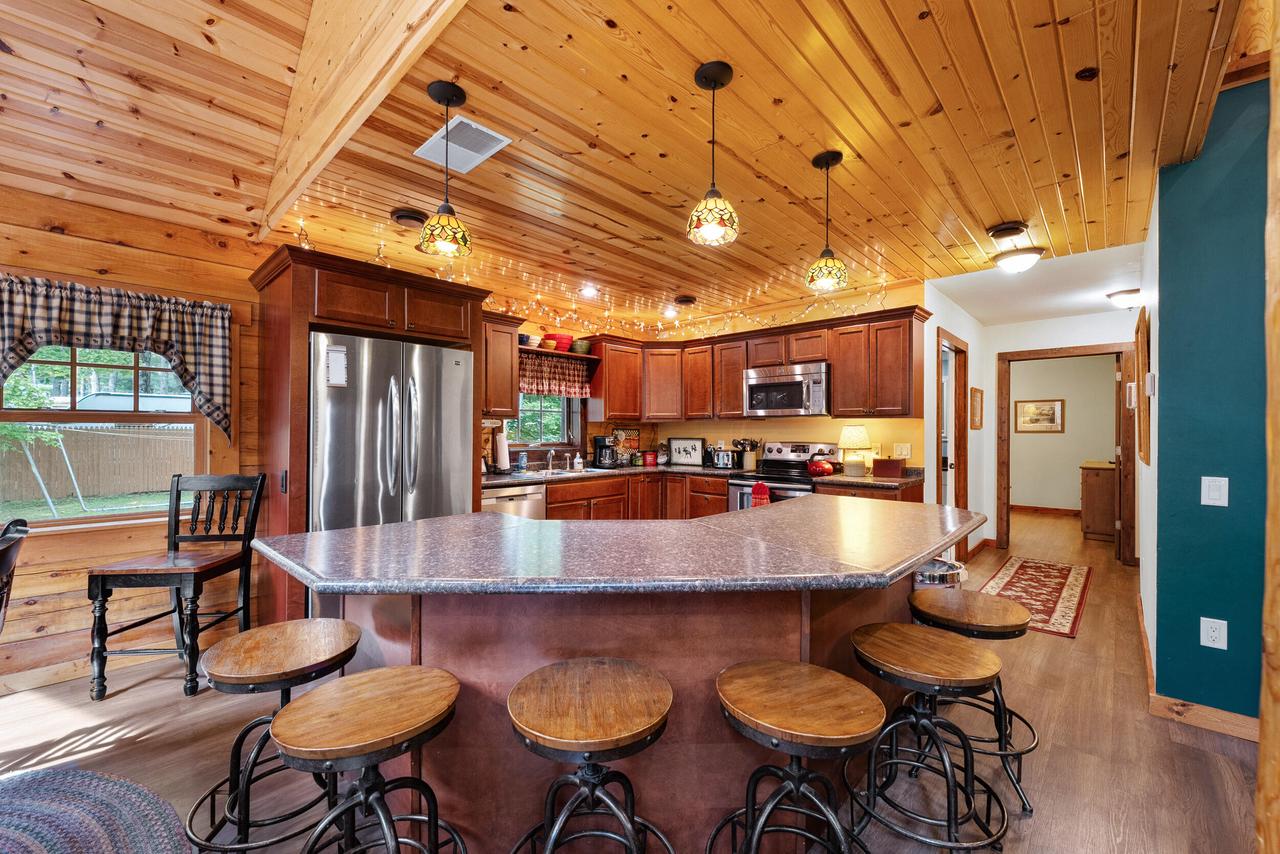 N9517 Thunderbird LANE