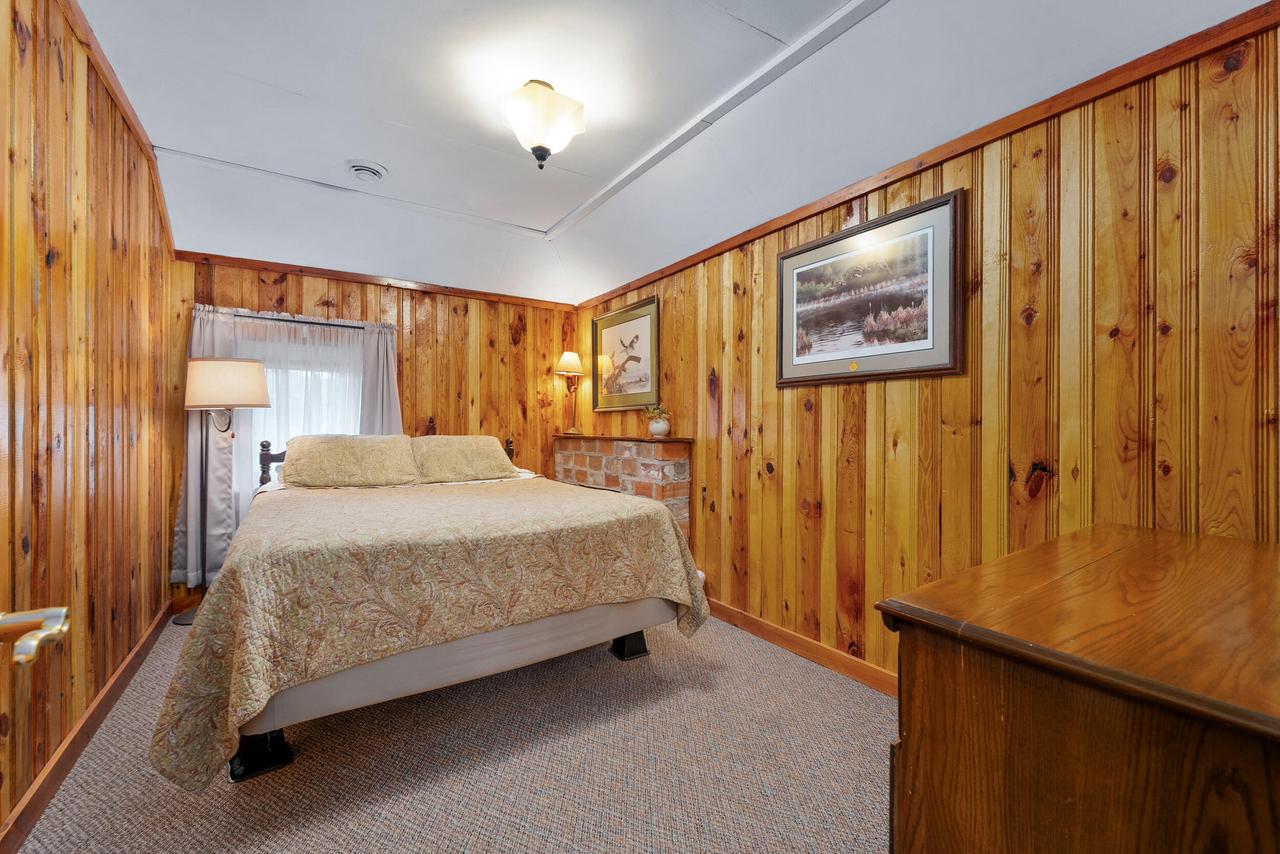 N9517 Thunderbird LANE